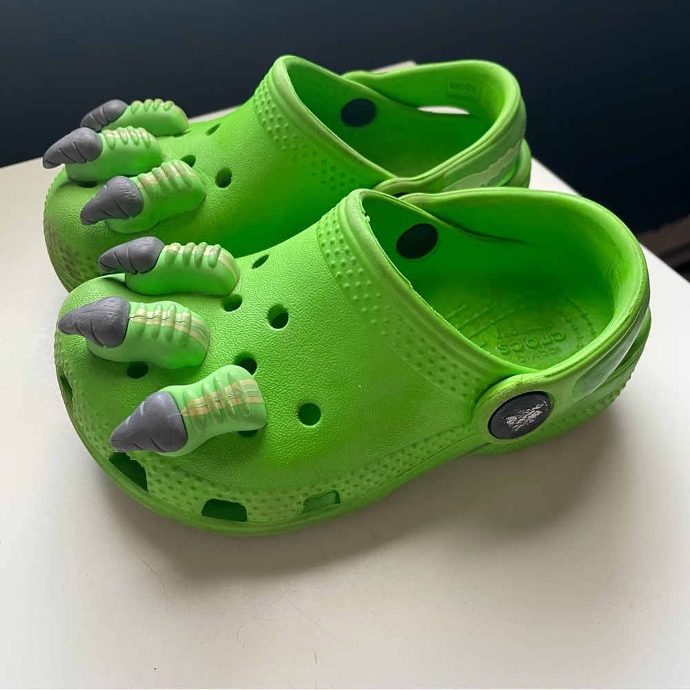 Toddler 7 Dino Crocs